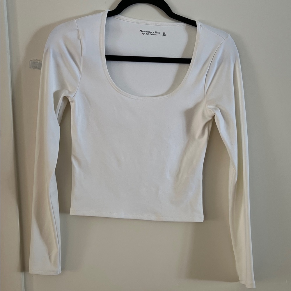 Abercrombie & Fitch white seamless Long Sleeve Top XS